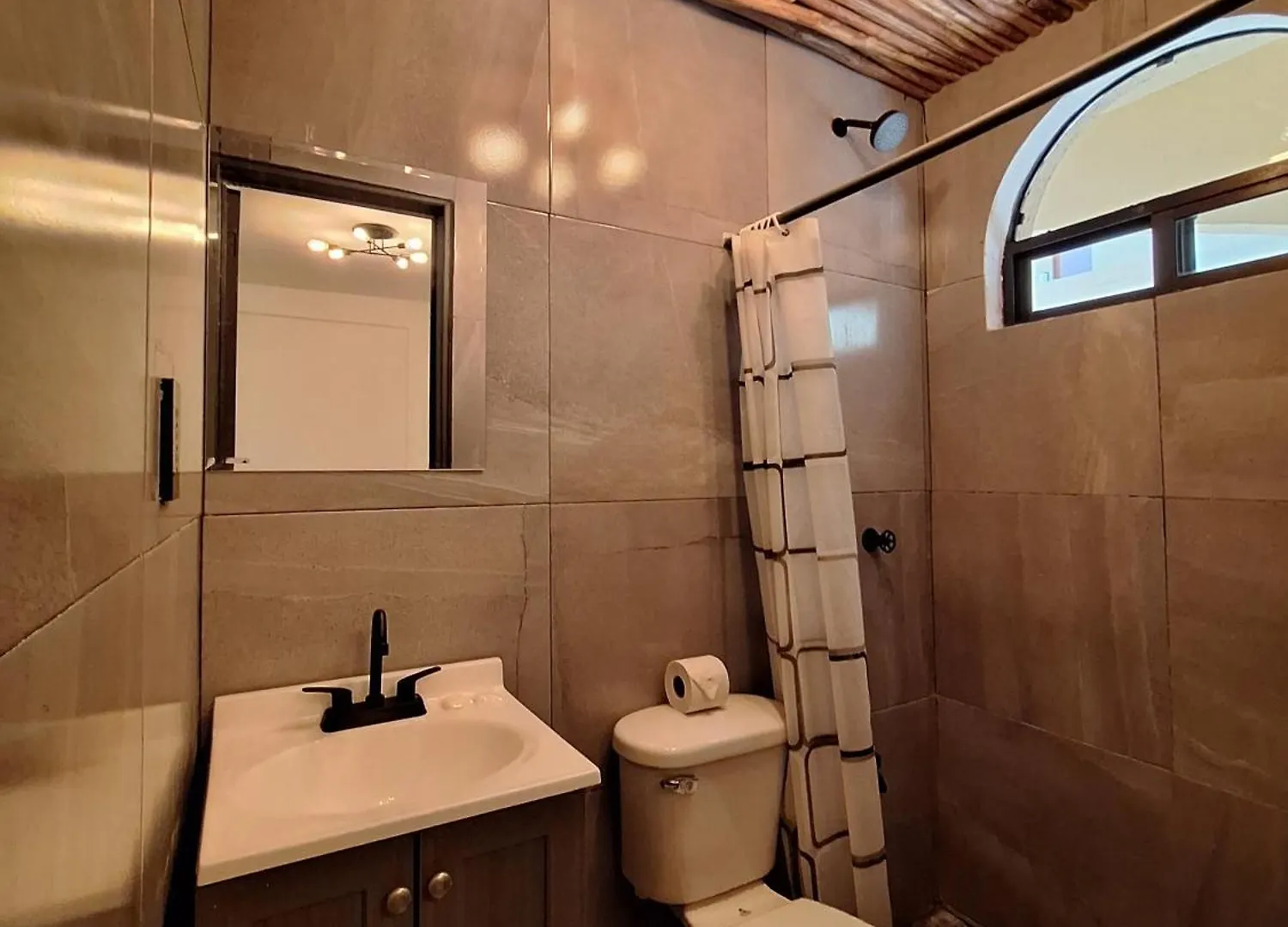Hotel Vsi Плая-дель-Кармен